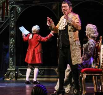 Amadeus: Dehanın ve Kıskançlığın Hikayesi Türkiye Sahnesinde